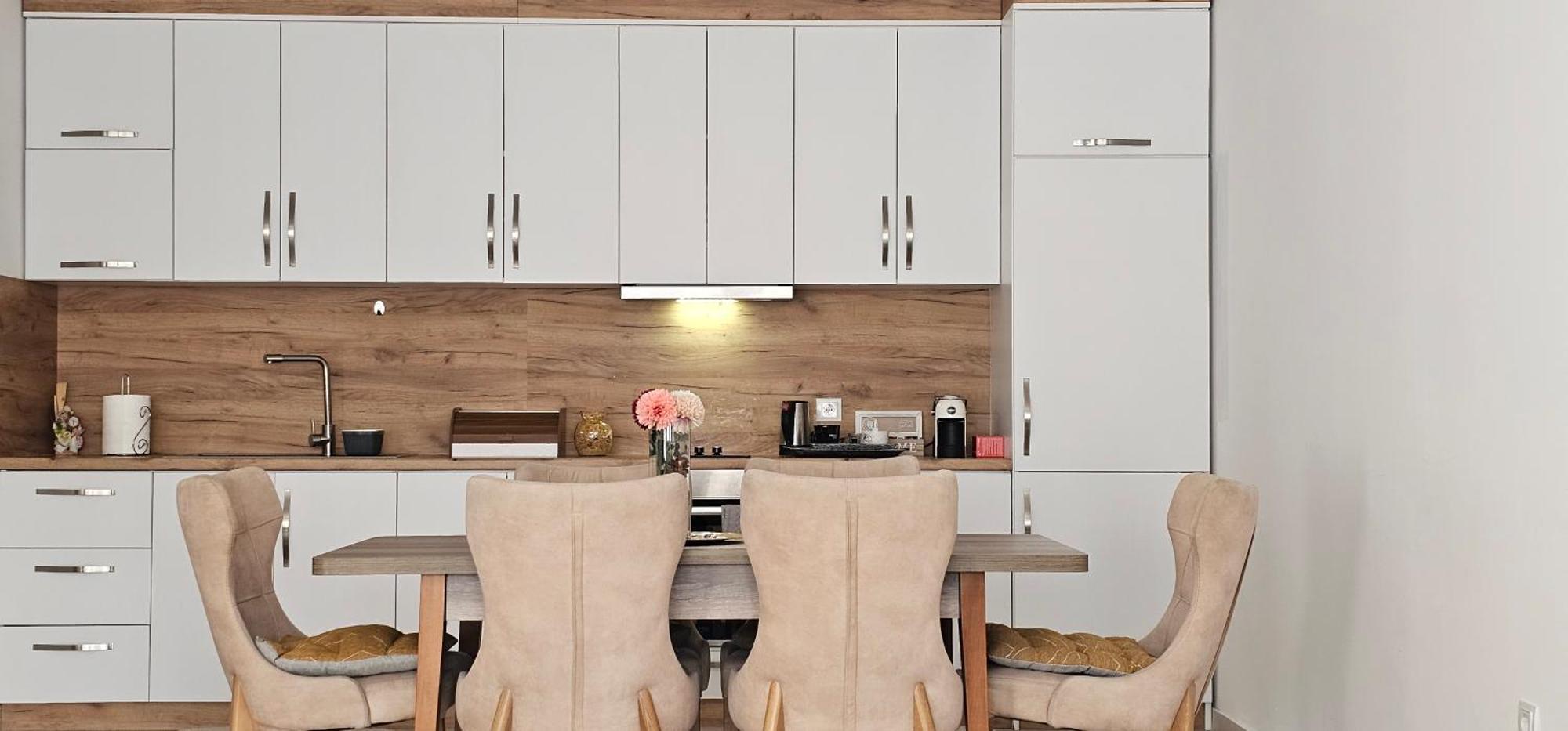 Cozy Apartment - 2 Bedrooms In The Best City Area. 페리자이 외부 사진