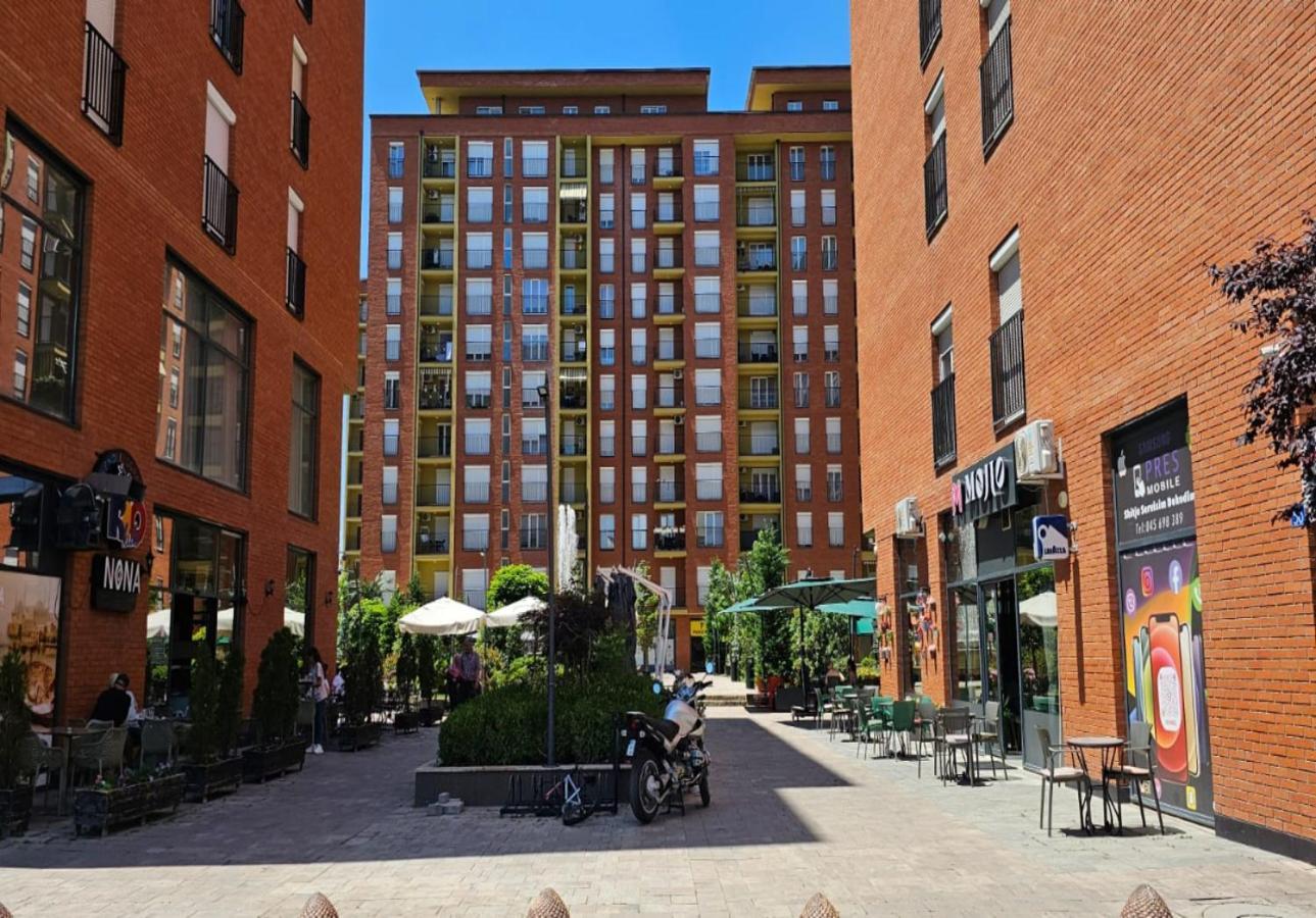 Cozy Apartment - 2 Bedrooms In The Best City Area. 페리자이 외부 사진