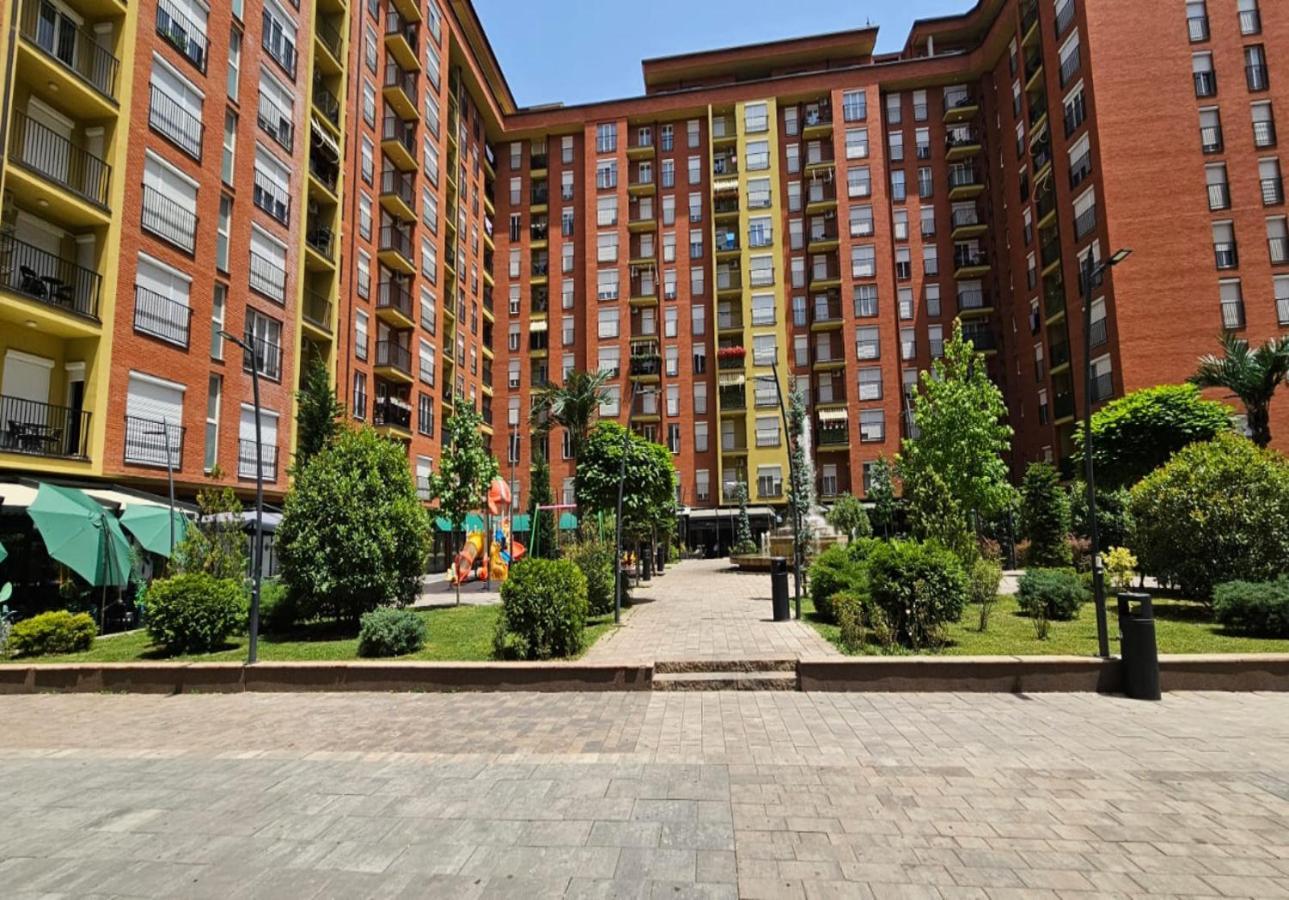 Cozy Apartment - 2 Bedrooms In The Best City Area. 페리자이 외부 사진