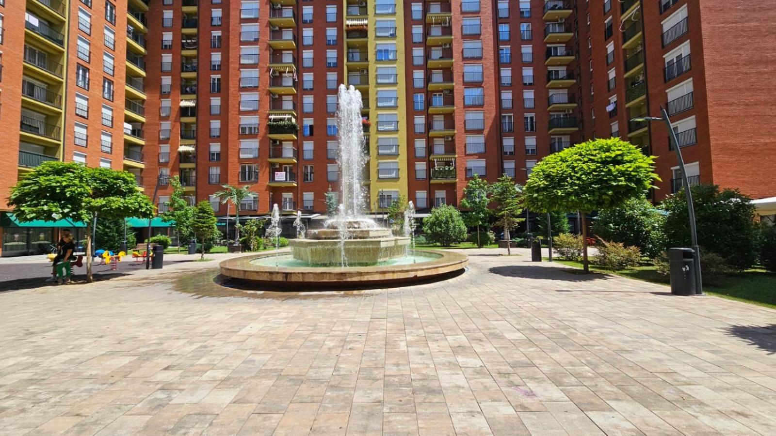 Cozy Apartment - 2 Bedrooms In The Best City Area. 페리자이 외부 사진