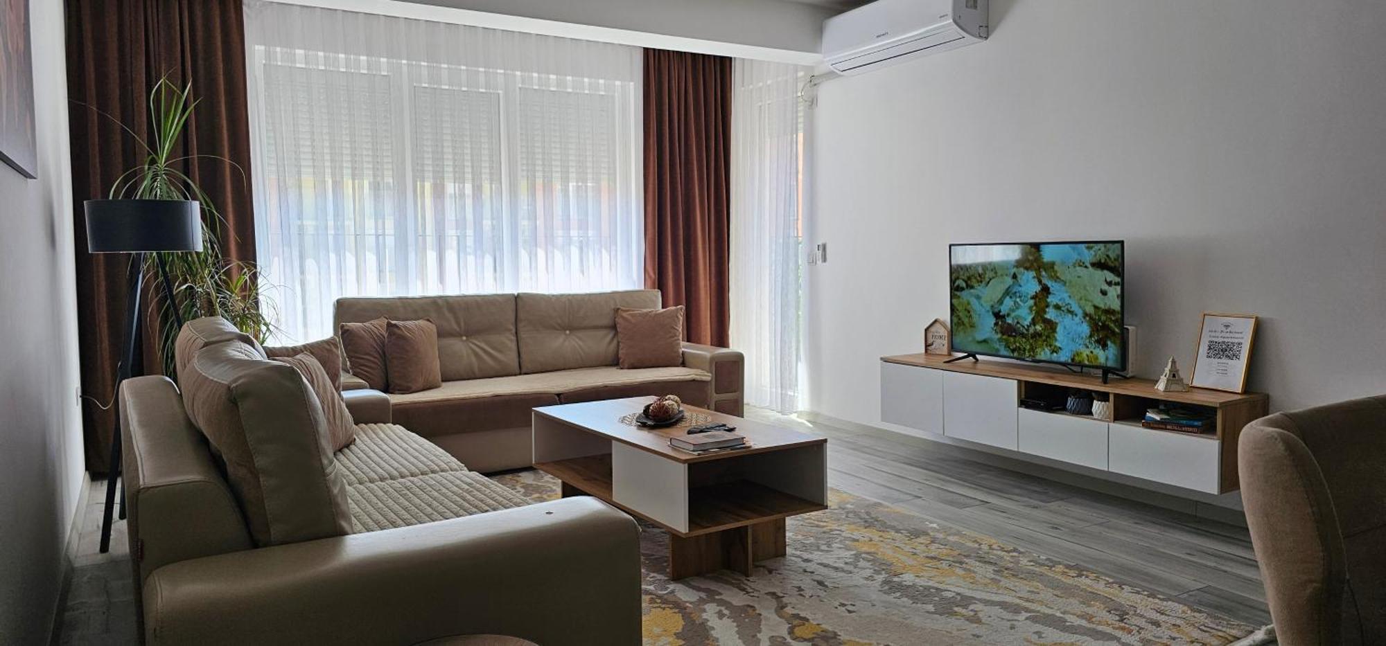 Cozy Apartment - 2 Bedrooms In The Best City Area. 페리자이 외부 사진